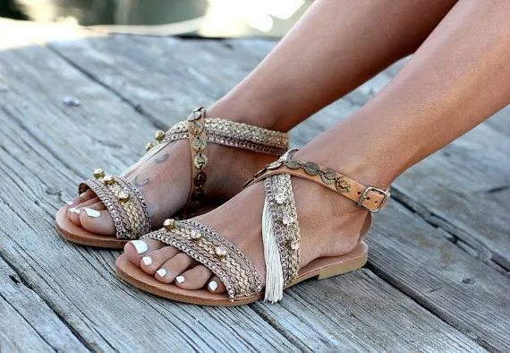 Boho Metal Decoration Flat Bottom Hollowed Casual Plus Size Beach Sandals Shoes