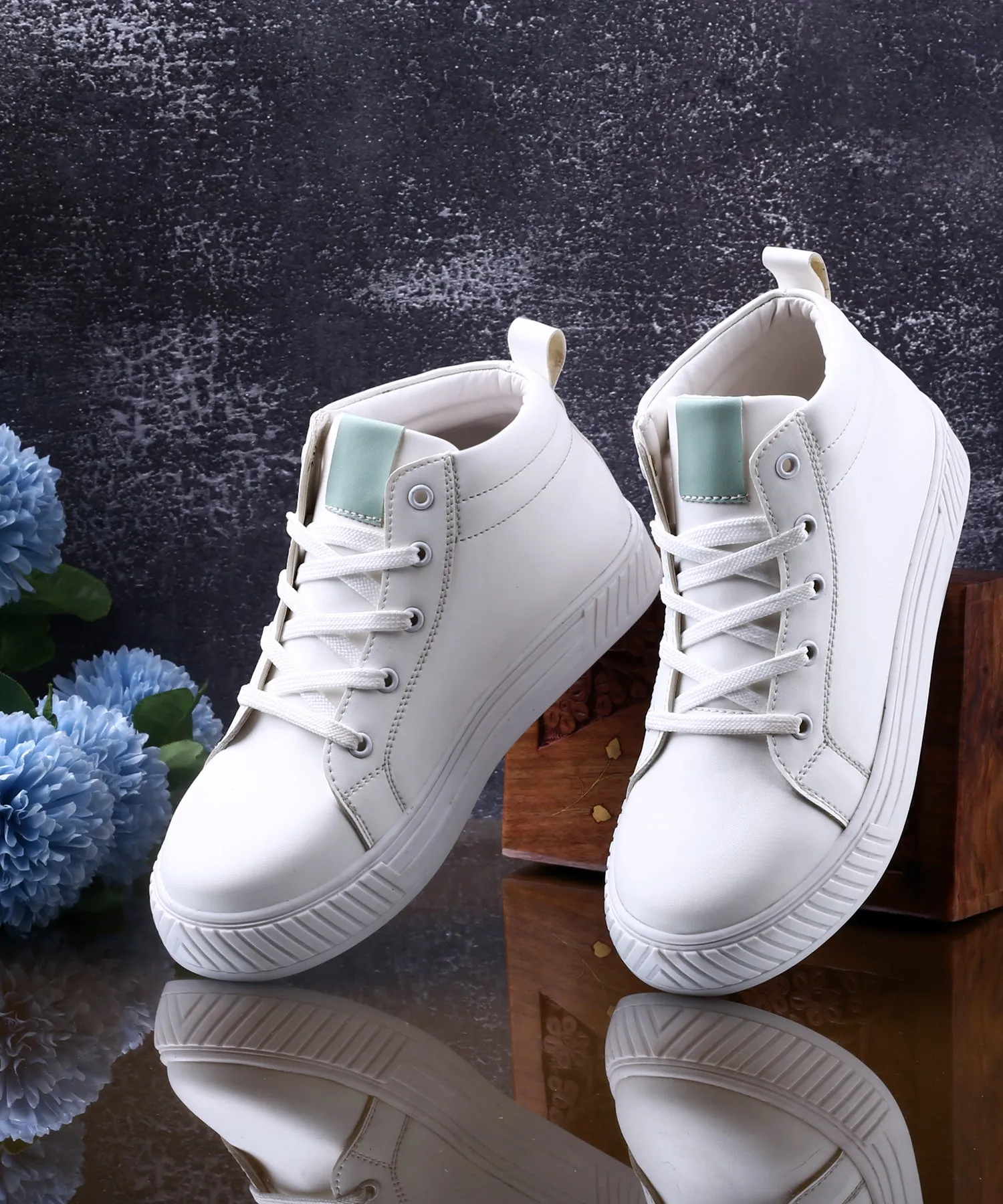 Bxxy New Stylish And Comfortable Sneakers for Women