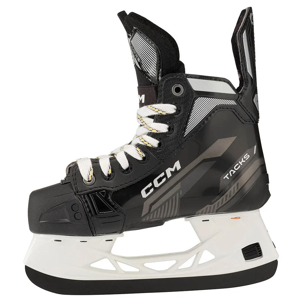 CCM Tacks Vector Plus 2022 Junior Ice Hockey Skates