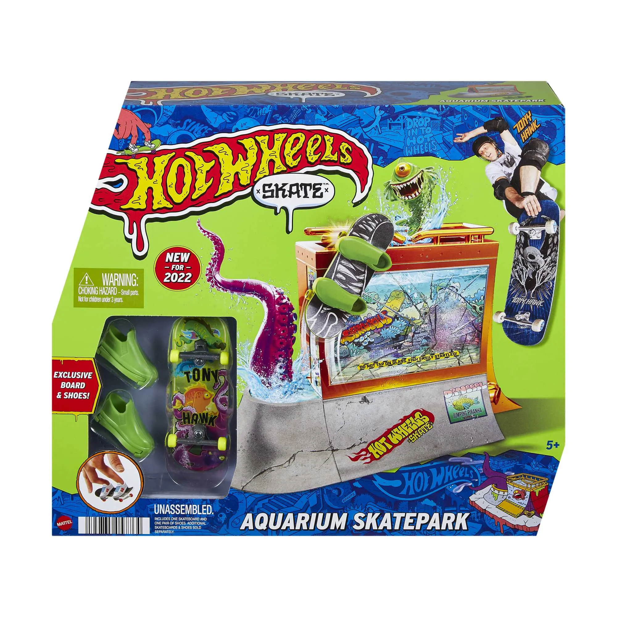 Hot Wheels Skate Aquarium Skatepark With 1 Fingerboard & Skate Shoes Playset