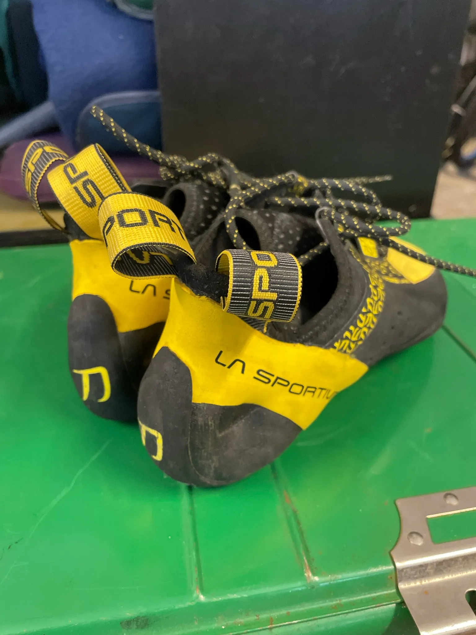 La Sportiva Katana Laces Climbing Shoes Men's 6.5/Women's 7.5