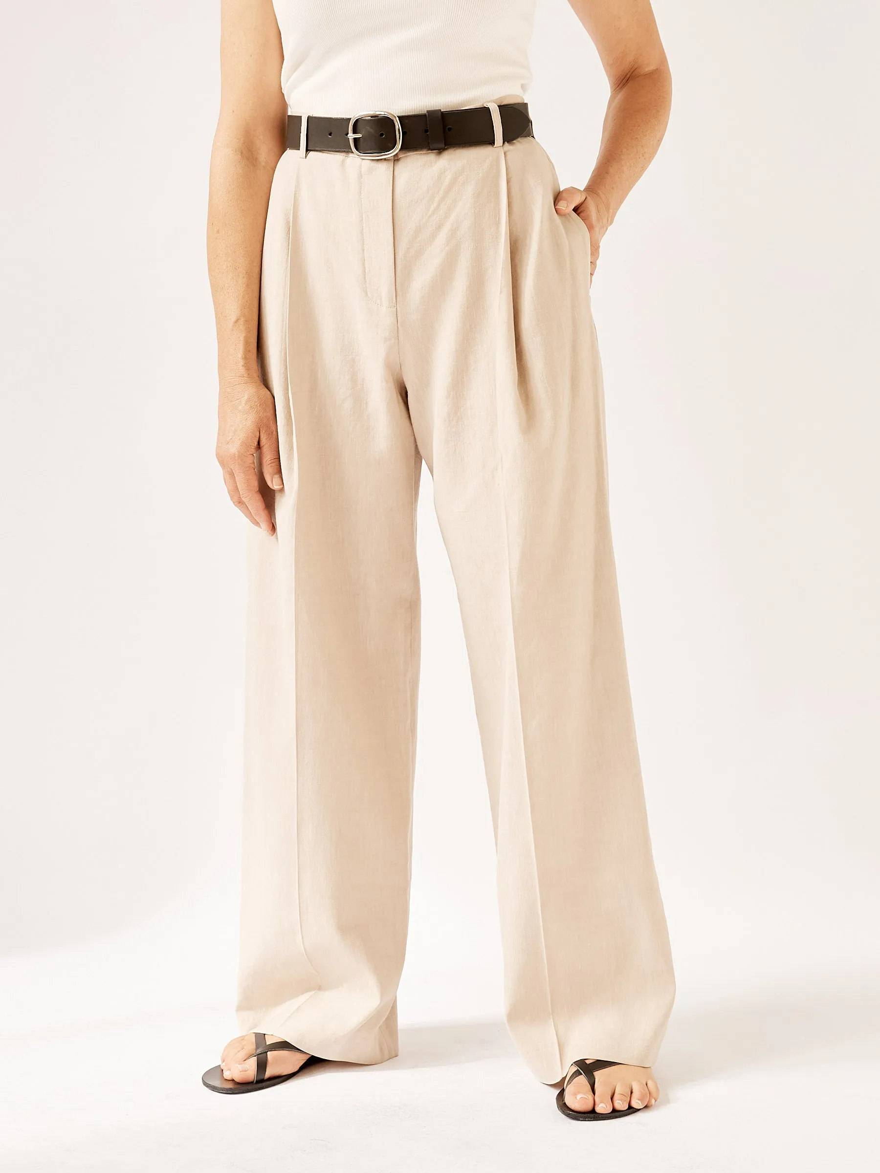 Linen Pleat Trouser