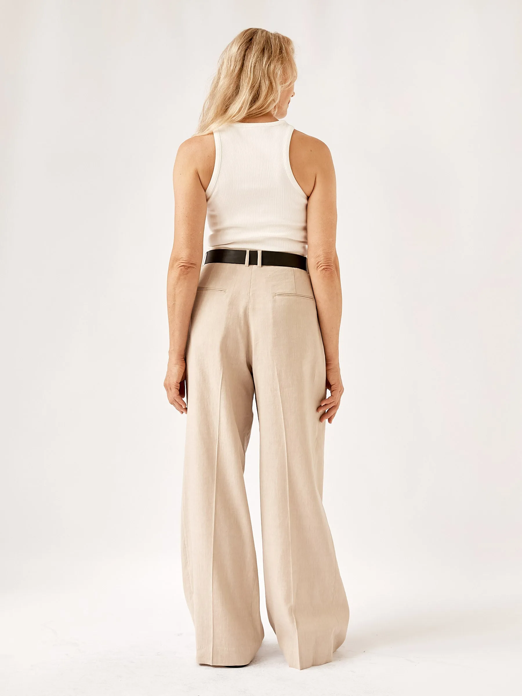 Linen Pleat Trouser