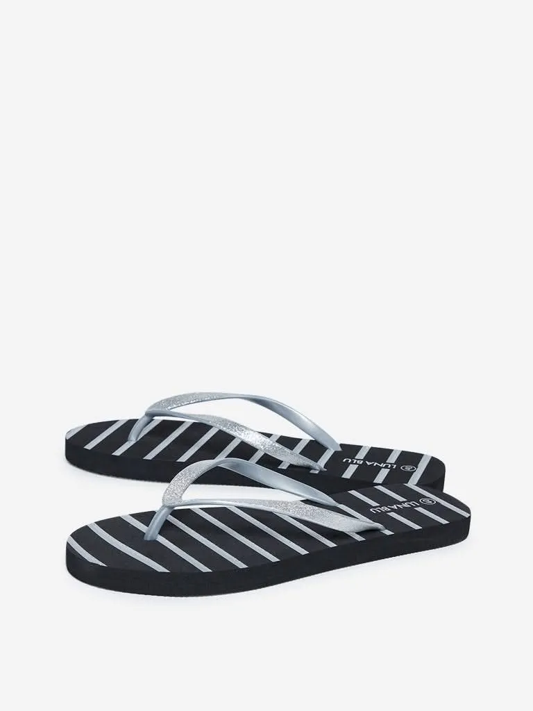 Luna Blu Black Stripe Print Flip-Flops