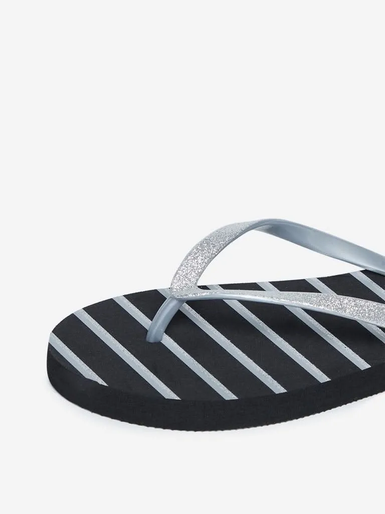 Luna Blu Black Stripe Print Flip-Flops