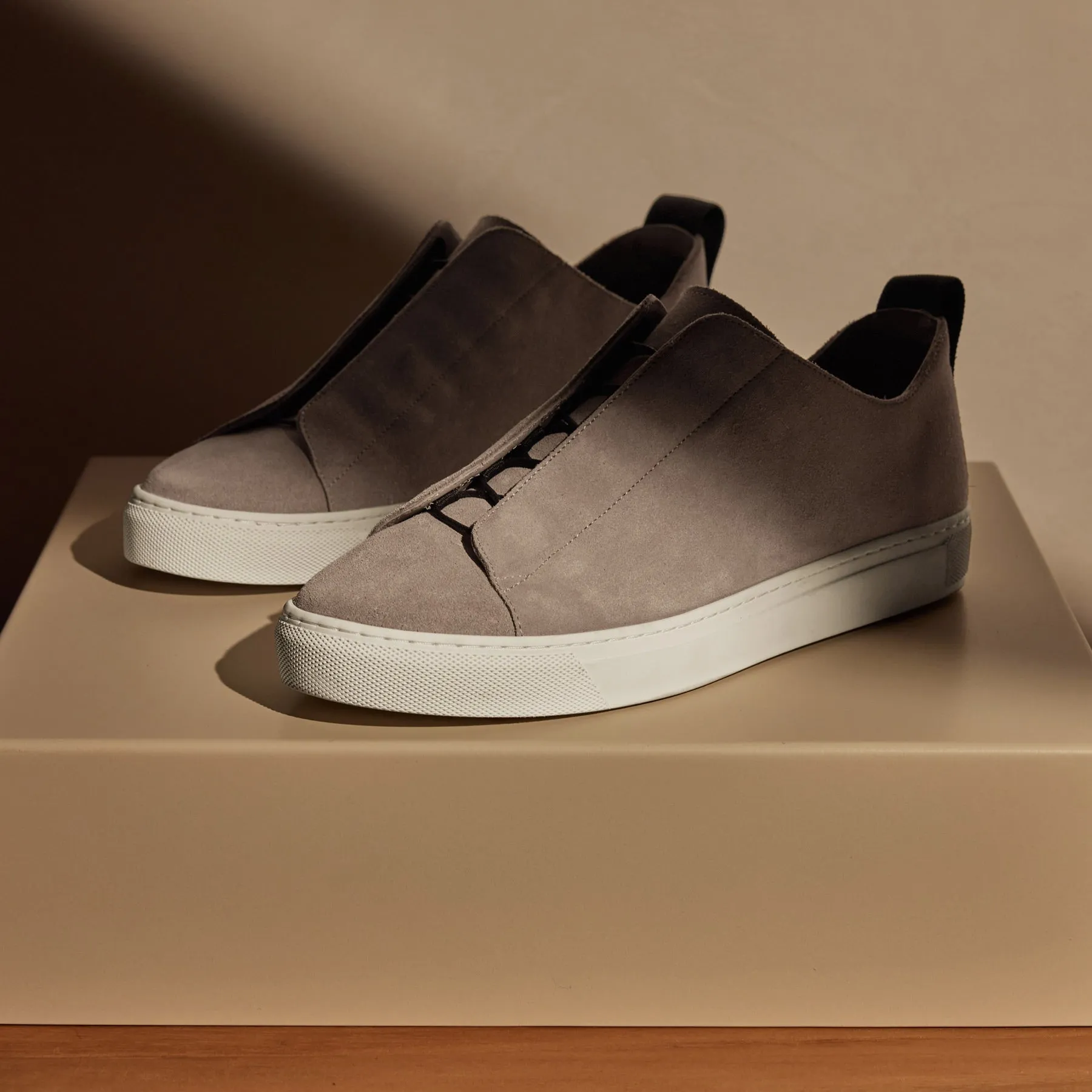 Men's Suede Solstice Sneaker - Earth