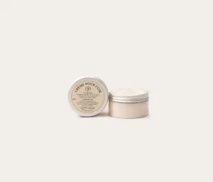 Moisturizing leather cream