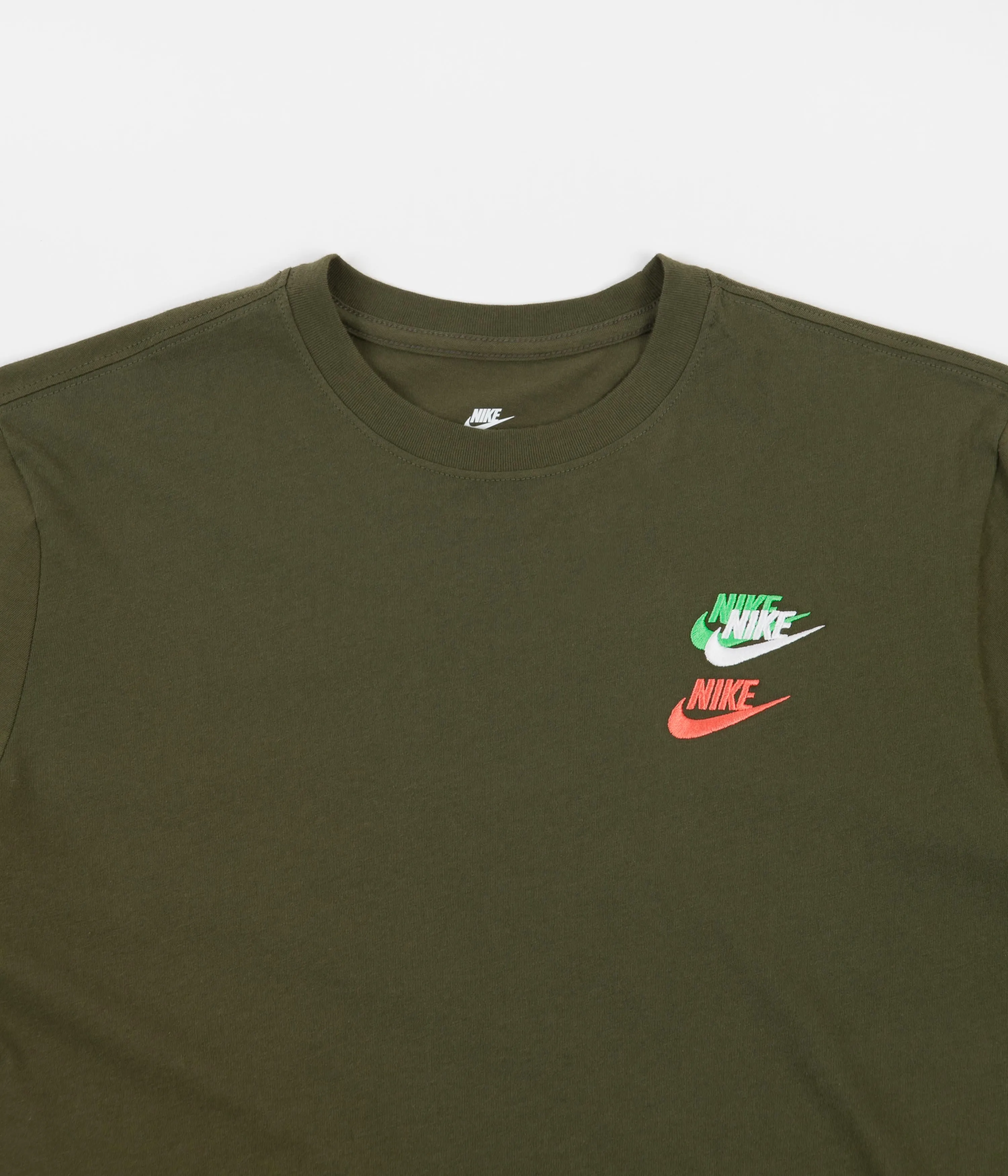 Nike Club Essentials T-Shirt - Rough Green