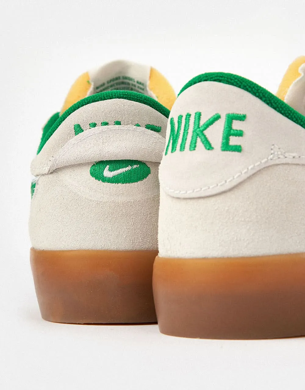 Nike SB Heritage Vulc Skate Shoes - Summit White/Lucky Green-White