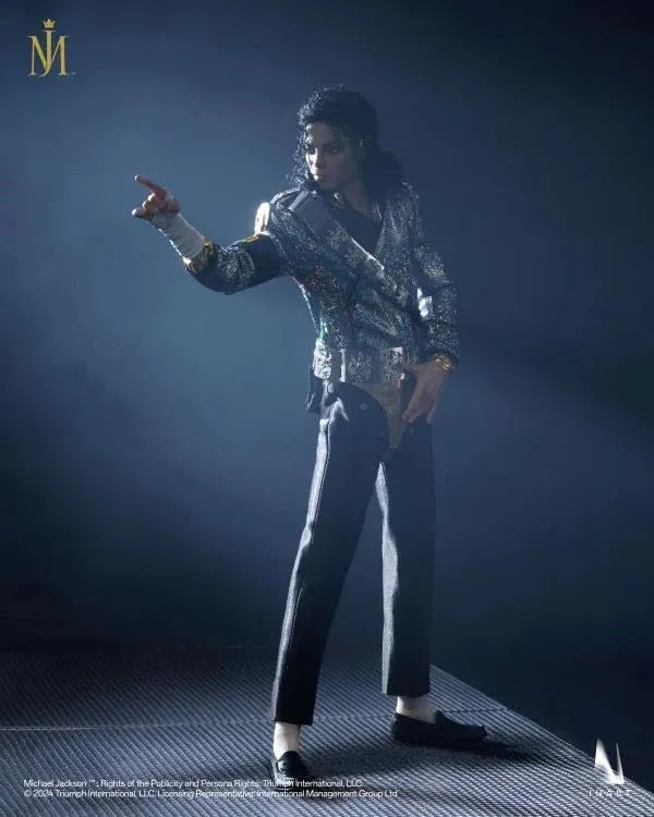 PRE-ORDER: Queen Studios Michael Jackson InArt 1/6 Scale Figure