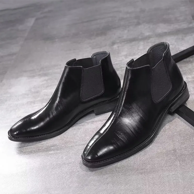 RomaChic Embossed Pointed Toe Chelsea Boots