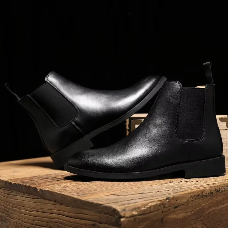 RomaChic Embossed Pointed Toe Chelsea Boots