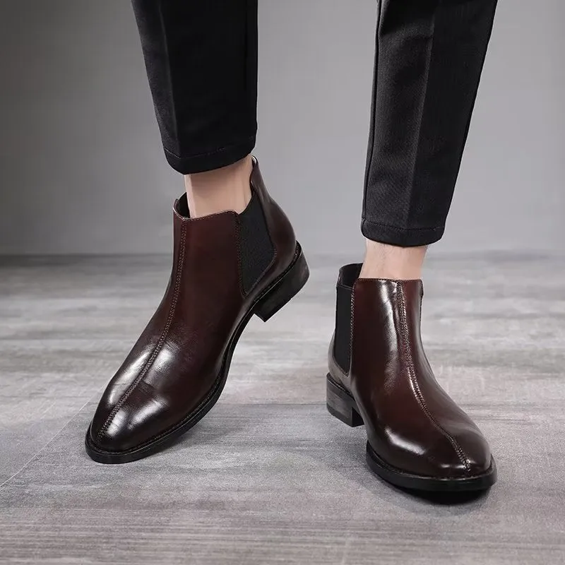 RomaChic Embossed Pointed Toe Chelsea Boots