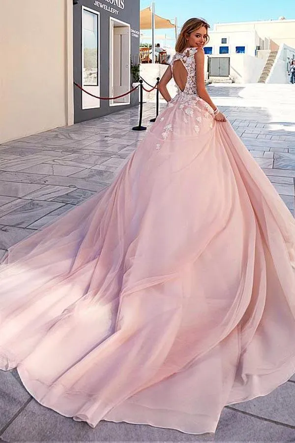 Romantic Tulle & Taffeta Scoop Neckline A-Line Wedding Dresses WD189