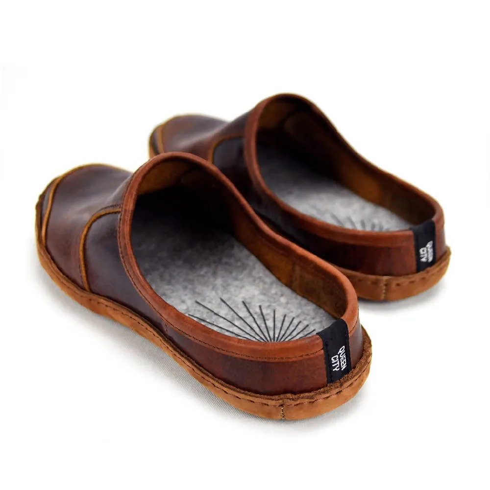 Vermont House Shoes: Mule - Tobacco