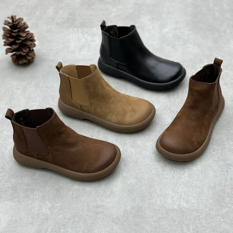 Women's Leather Chelsea Boots Soft and Retro Style in Khaki/Coffee