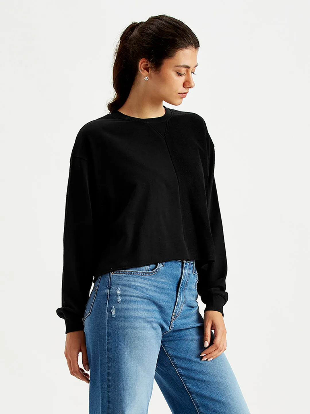 Women's Solid Black Crew Neck Sweatshirt